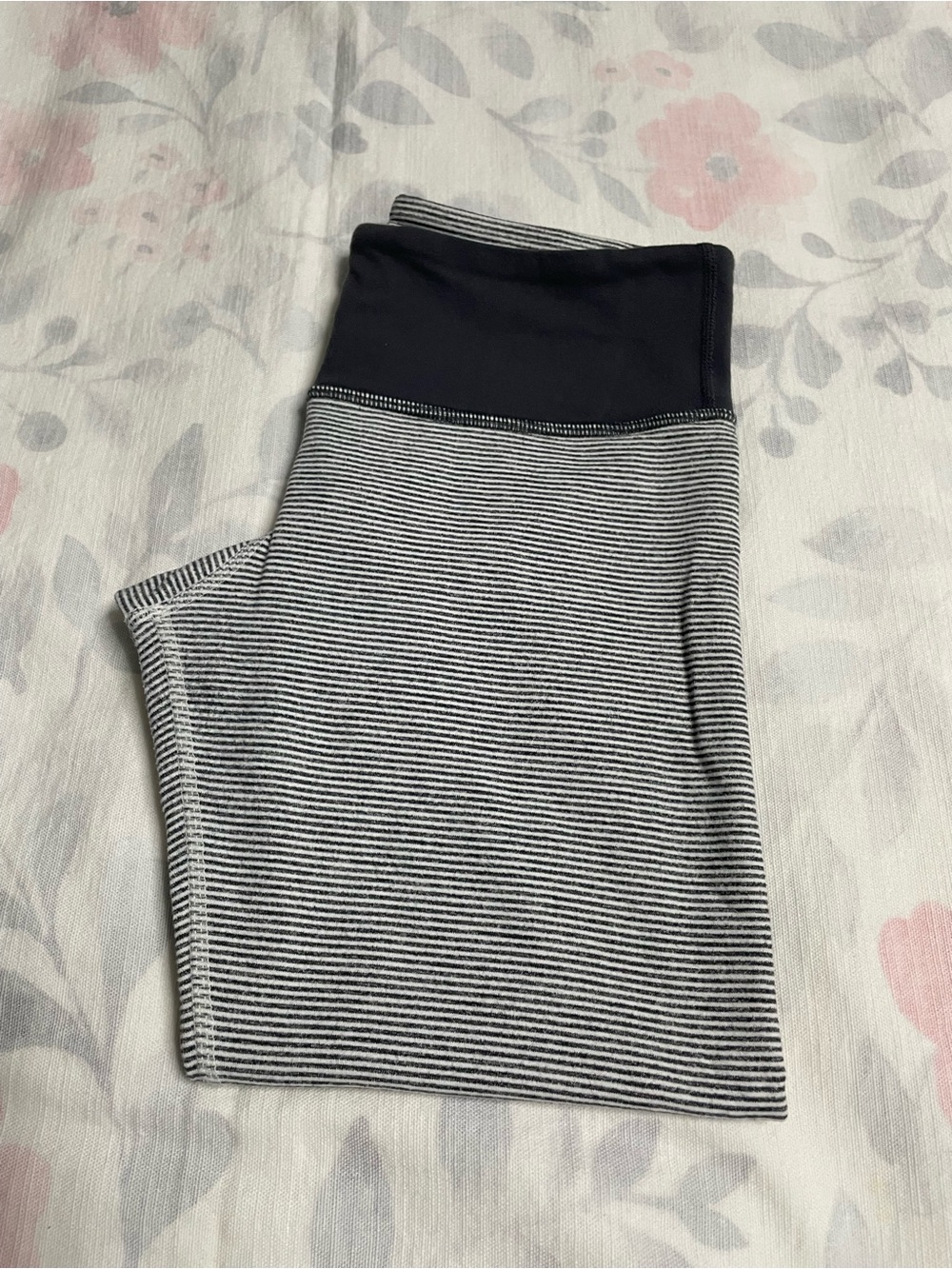 Lululemon Crop Leggings 4